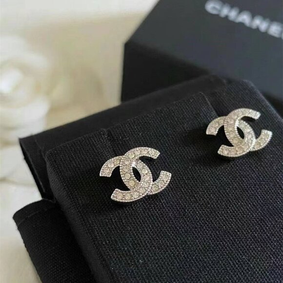 Chanel classic double C silver earrings - Picture 5 of 5